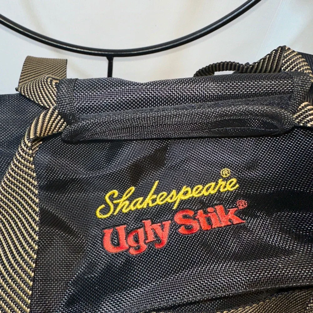 Shakespeare Ugly Stik Fishing Tackle Bag Black‎ Gold Nylon Shoulder Strap Bungee